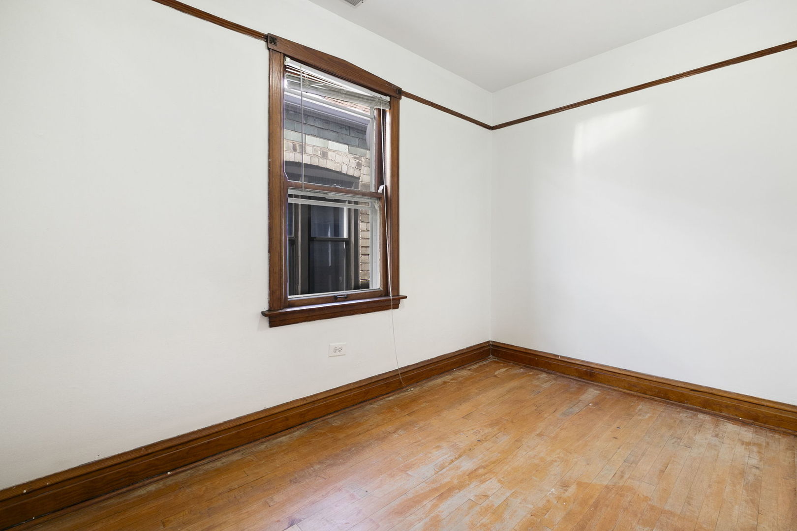 3128 West 41st Street Chicago, IL 60632 - Photo 19 of 36 a view of empty room with window