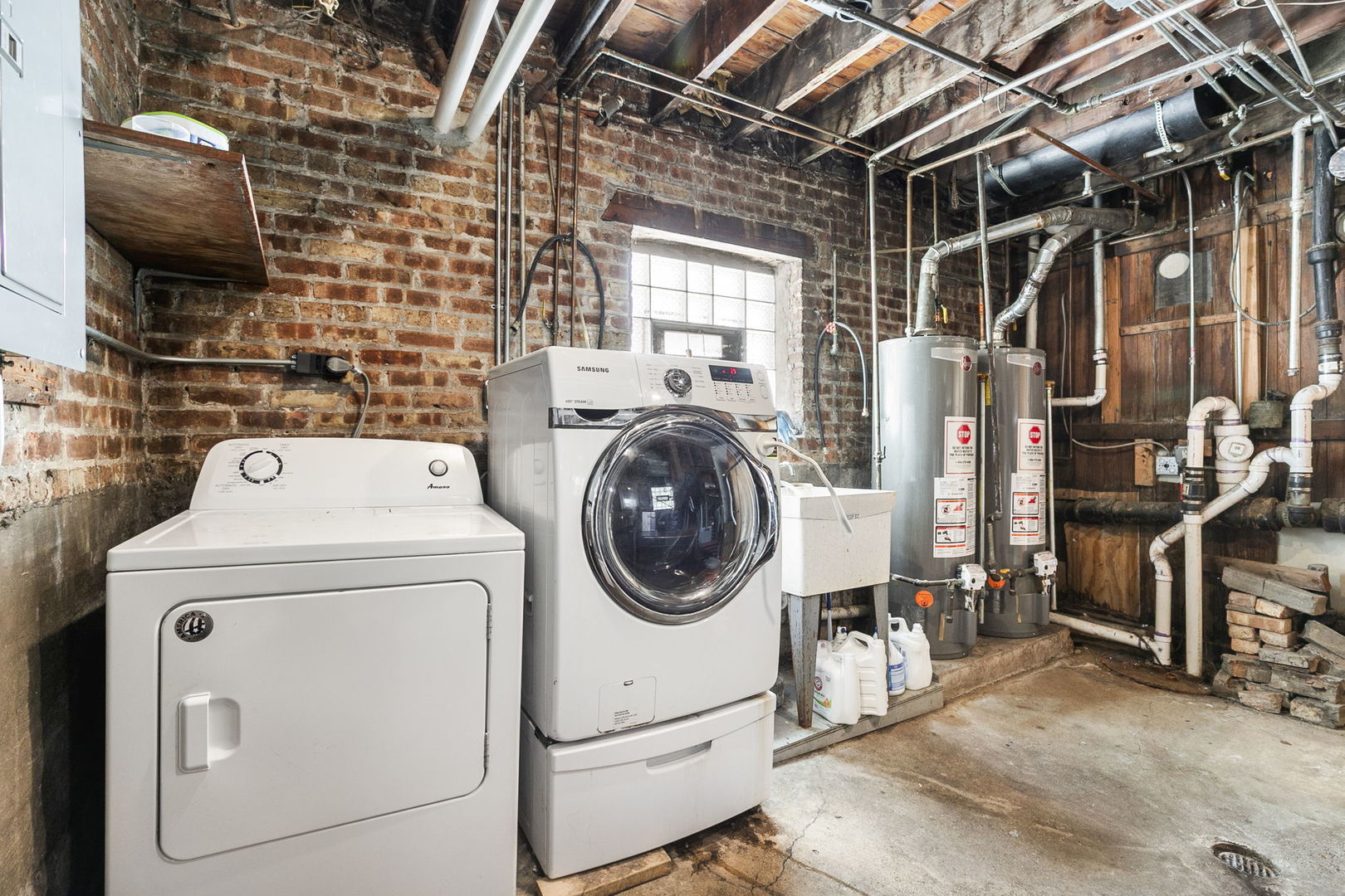3128 West 41st Street Chicago, IL 60632 - Photo 29 of 36 a utility room with dryer and washer