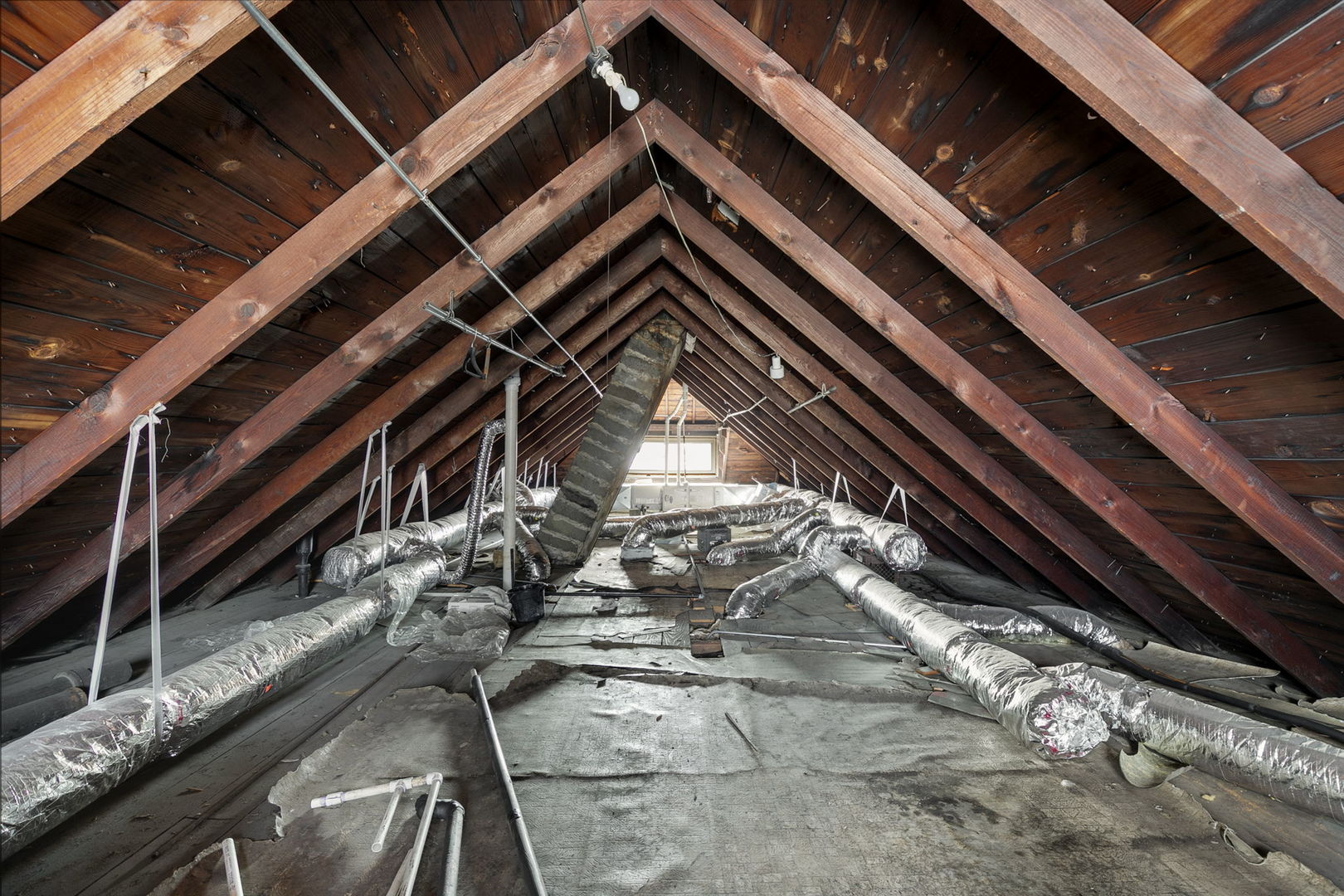 3128 West 41st Street Chicago, IL 60632 - Photo 31 of 36 a view of water heater room