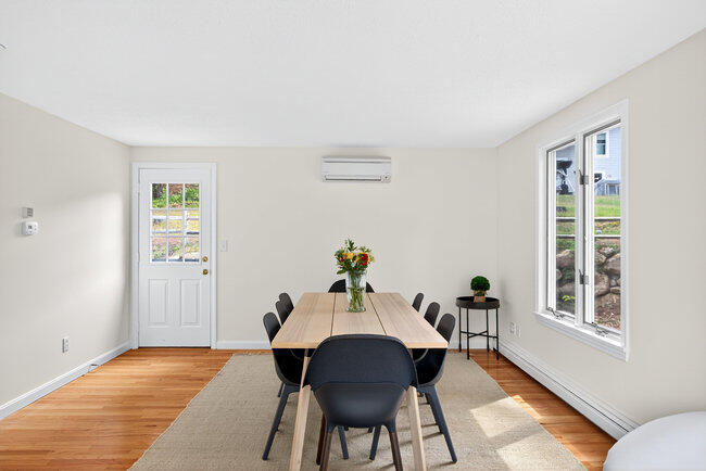 20 Mutiny Way Mashpee, MA 02649 - Photo 17 of 36 Dining Room