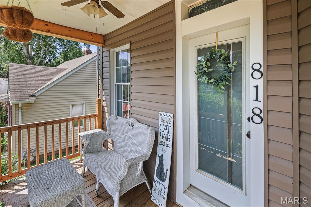 818 Spruce Street Alton, IL 62002 - Photo 2 of 31