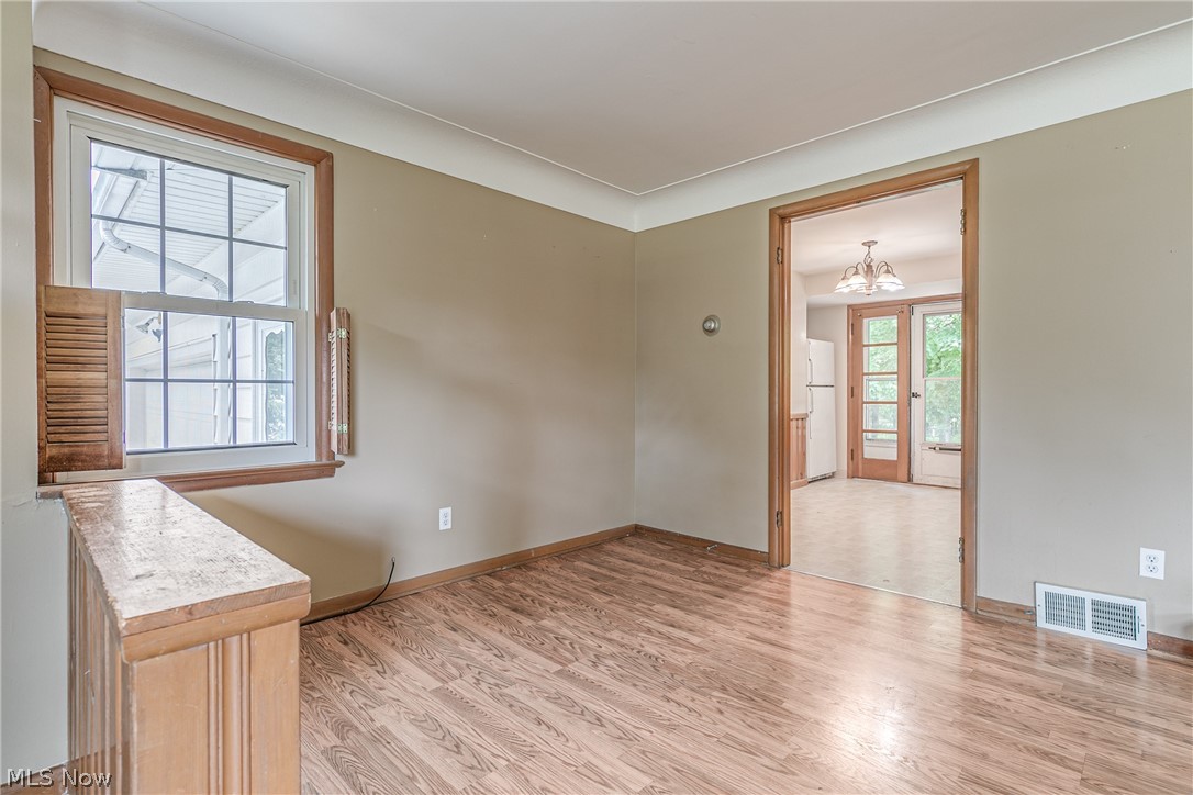 6779 Bonnieview Road Cleveland, OH 44143 - Photo 6 of 30 Gallery Image 6