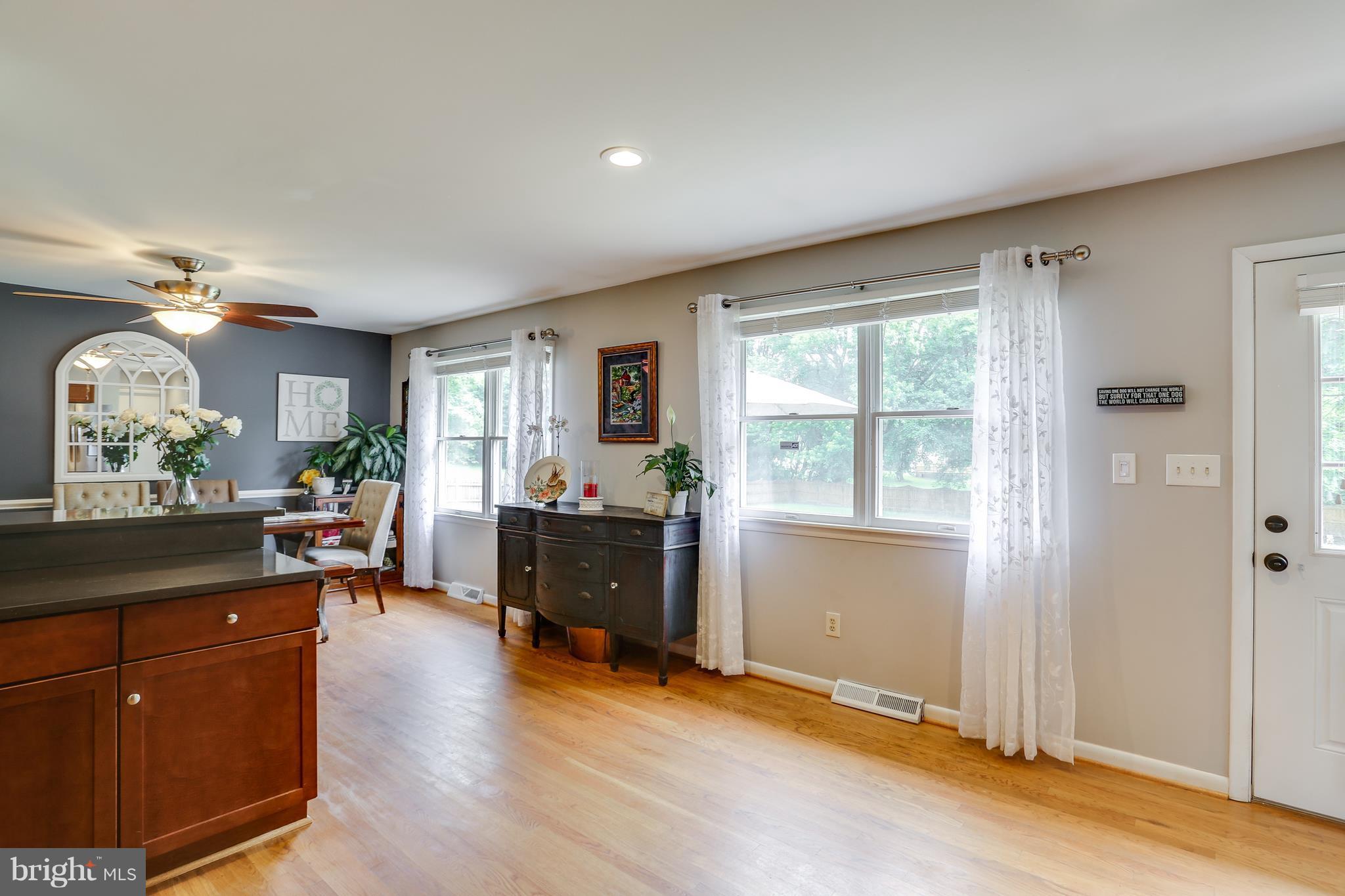 12307 Timber Grove Road Owings Mills, MD 21117 - Photo 14 of 27 Kitchen