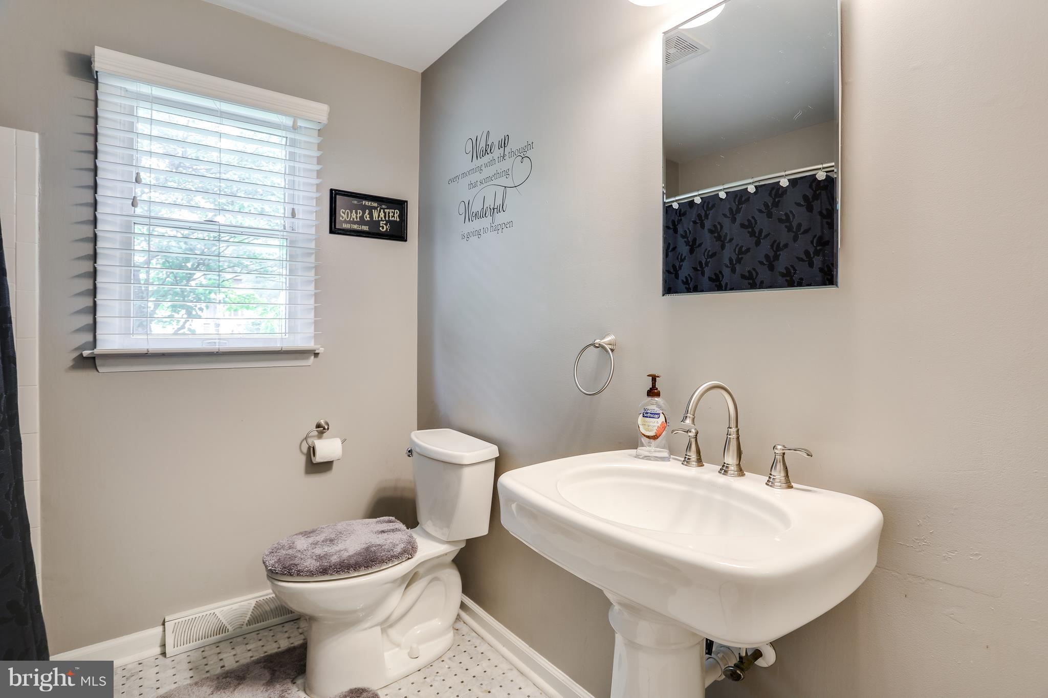 12307 Timber Grove Road Owings Mills, MD 21117 - Photo 21 of 27 Bath