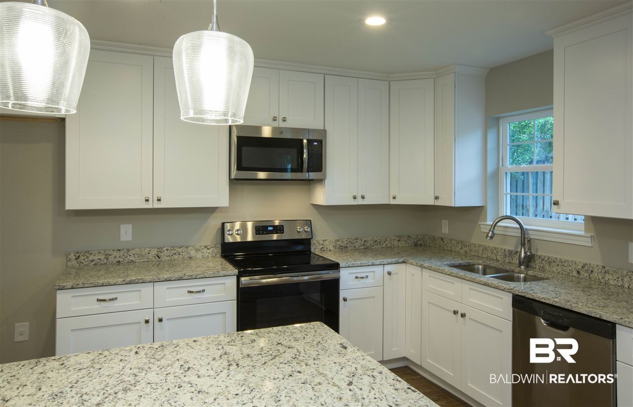 115 Chatam Loop Daphne, AL 36526 - Photo 7 of 22
