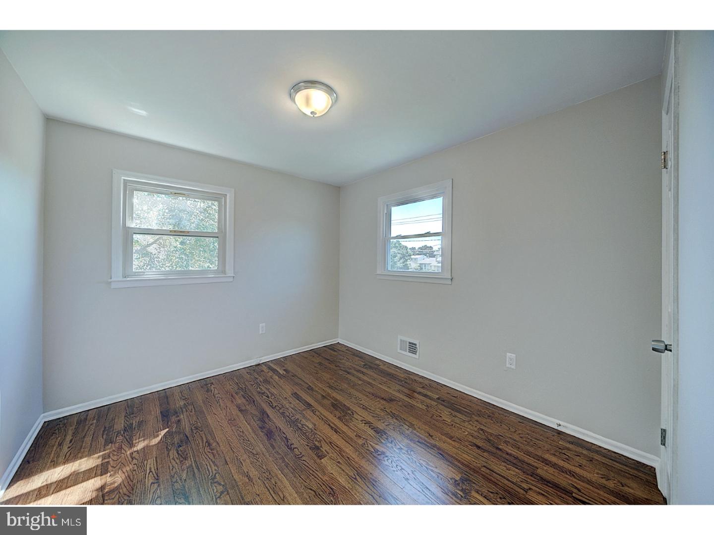 160 Hempstead Road Hamilton, NJ 08610 - Photo 11 of 23
