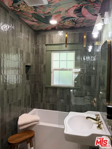 $1,550,000 | 3580 Gundry Avenue, Long Beach, CA 90807