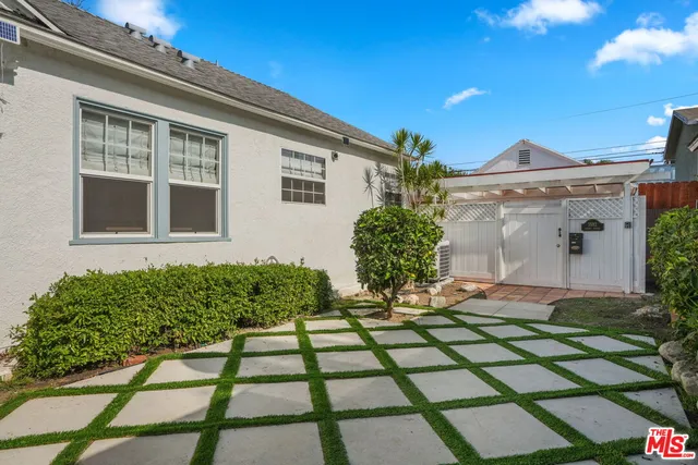 $1,550,000 | 3580 Gundry Avenue, Long Beach, CA 90807