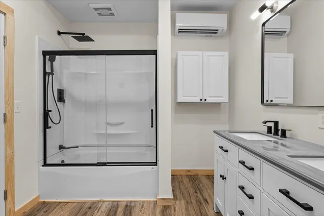 $695,000 | 1595 Healdville Road, Mount Holly, VT 05758