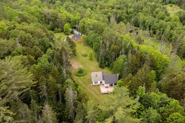 $695,000 | 1595 Healdville Road, Mount Holly, VT 05758