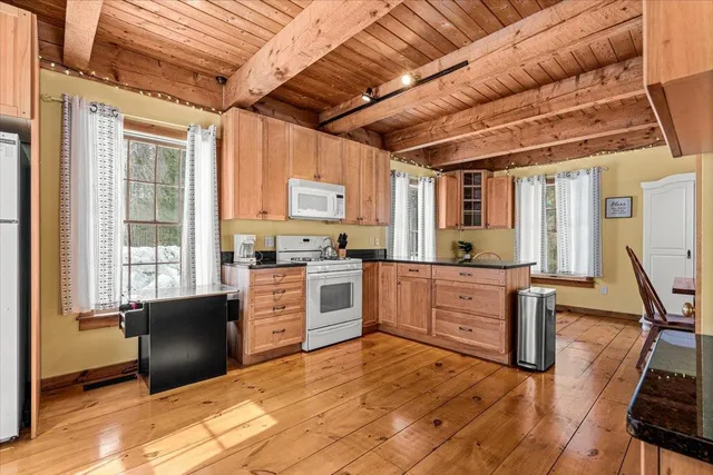 $695,000 | 1595 Healdville Road, Mount Holly, VT 05758