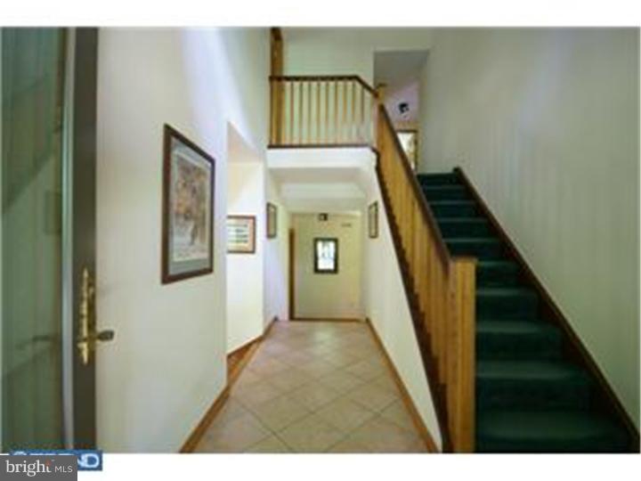 551 New Albany Road Moorestown, NJ 08057 - Photo 3 of 20 Gallery Image 3