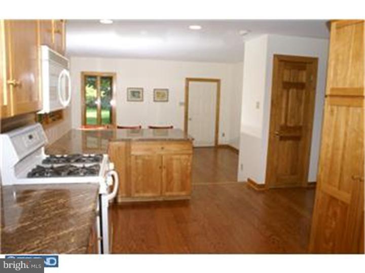 551 New Albany Road Moorestown, NJ 08057 - Photo 9 of 20 Gallery Image 9