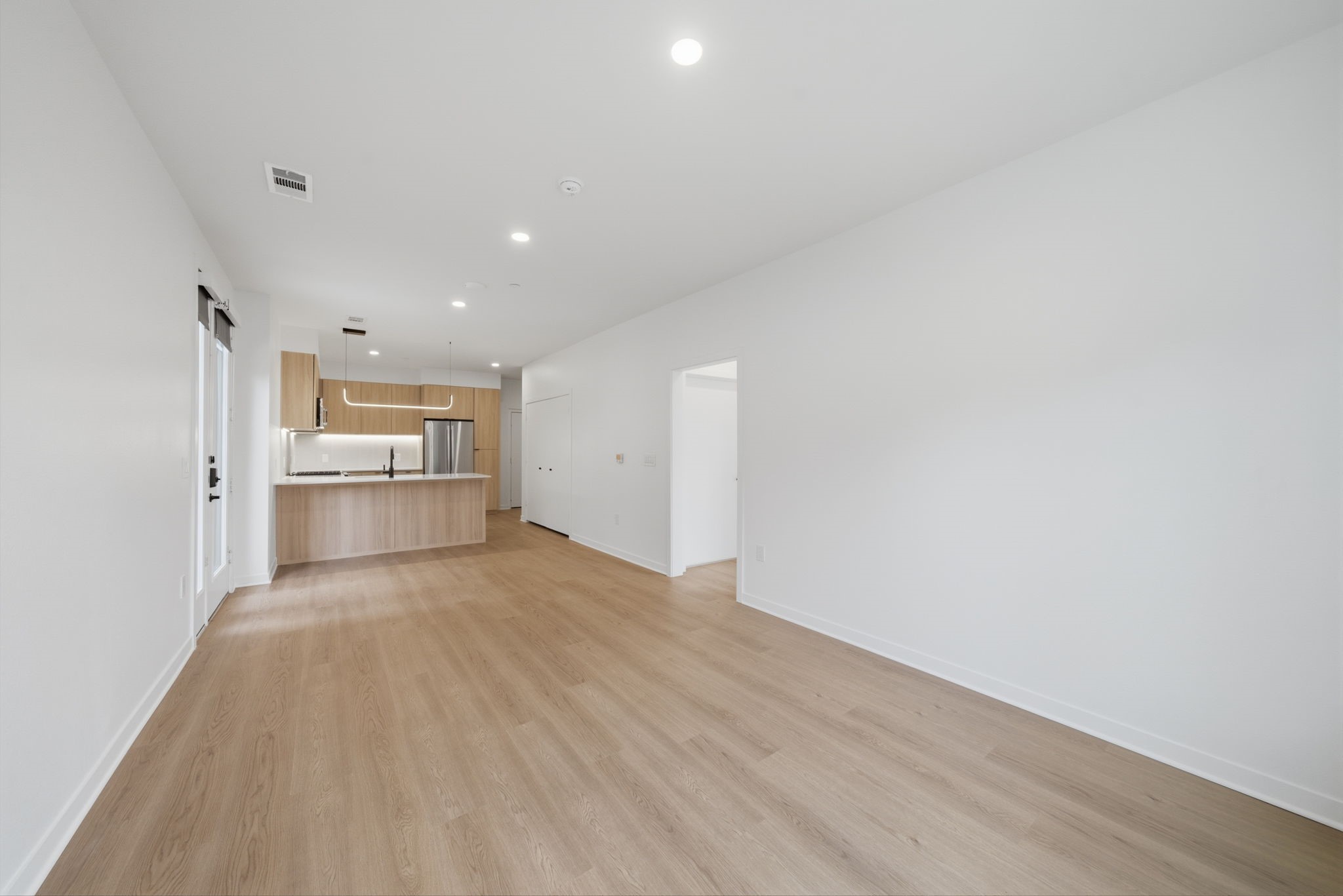 1941 Sawdust Road, Unit 113 Spring, TX 77380 - Photo 5 of 23 Gallery Image 5