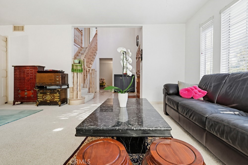 7114 Terrapin Way Tujunga, CA 91042 - Photo 14 of 68