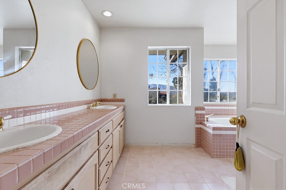 7114 Terrapin Way Tujunga, CA 91042 - Photo 52 of 68