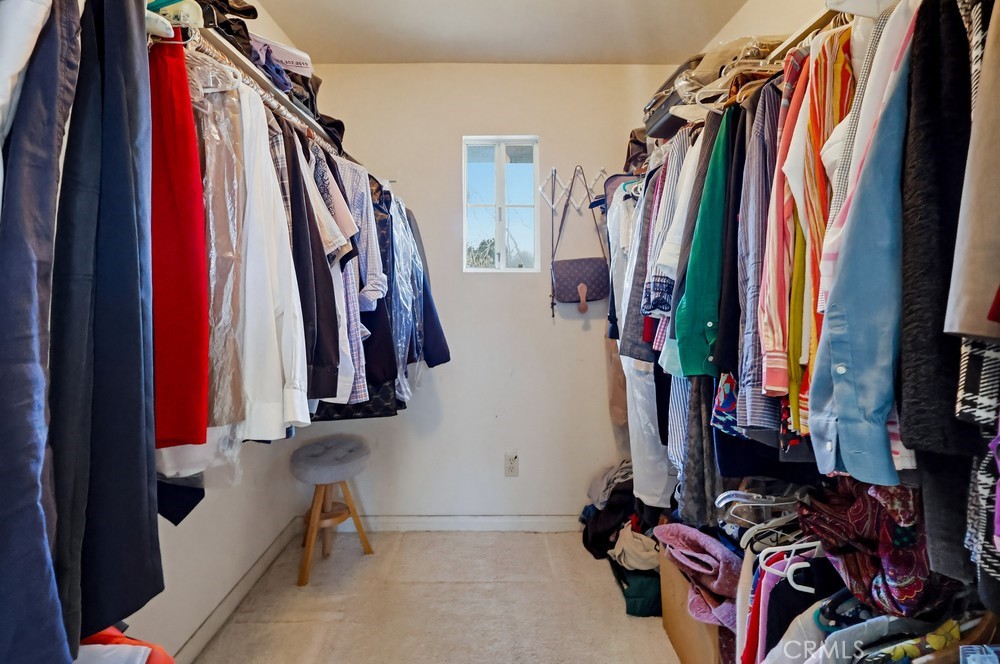 7114 Terrapin Way Tujunga, CA 91042 - Photo 58 of 68 Master Bedroom walkincloset