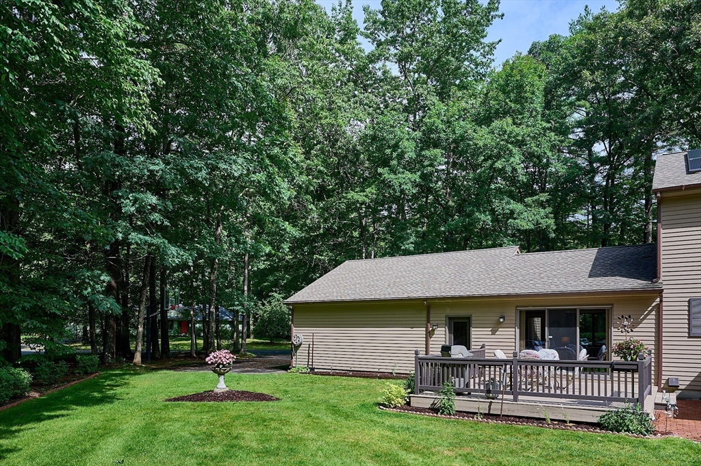 1 Ashley Circle Easthampton, MA 01027 - Photo 28 of 42