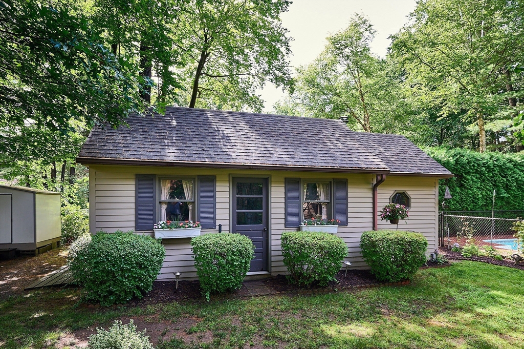 1 Ashley Circle Easthampton, MA 01027 - Photo 36 of 42