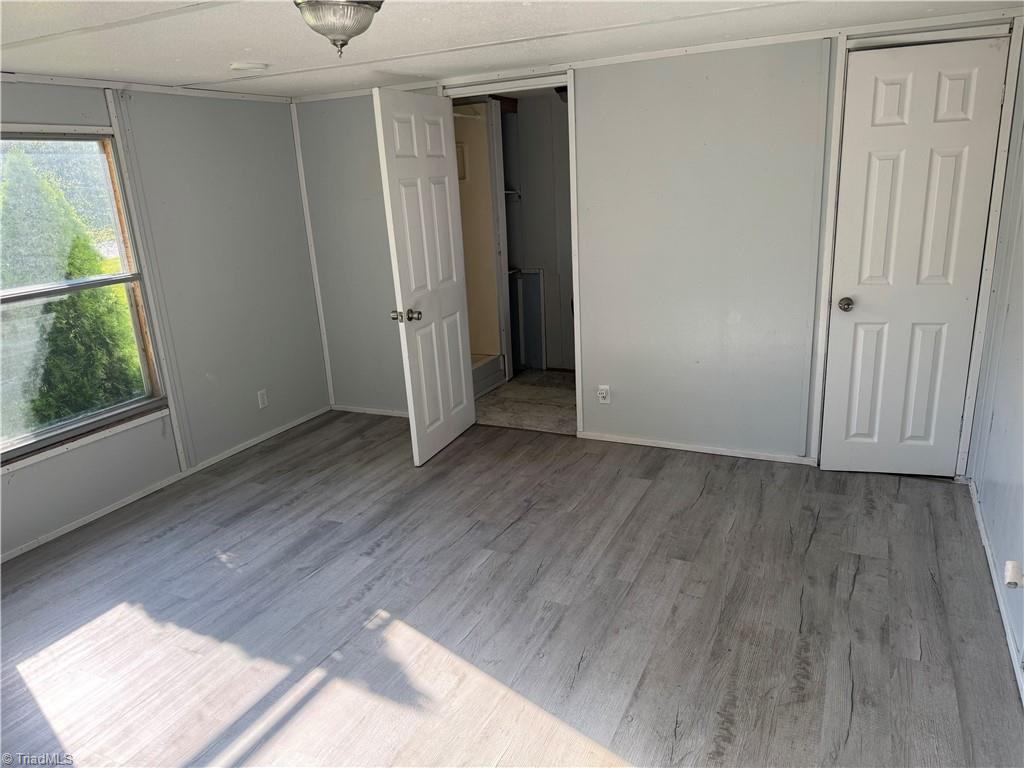 2375 Old Us Highway Ronda, NC 28670 - Photo 11 of 31