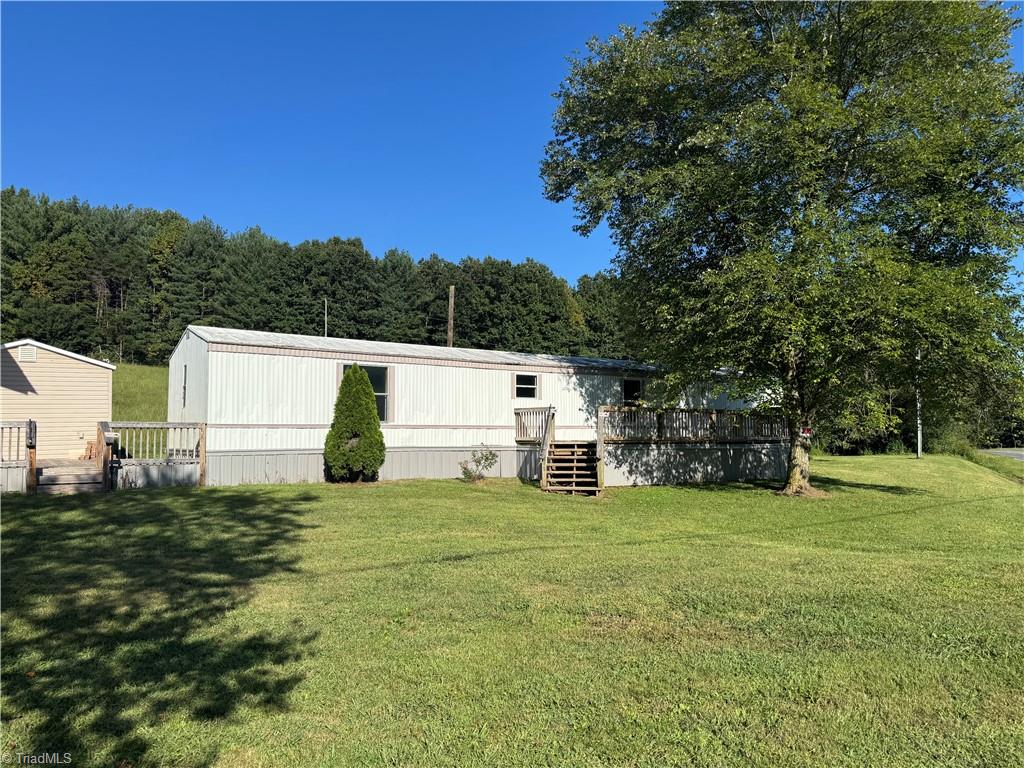 2375 Old Us Highway Ronda, NC 28670 - Photo 3 of 31