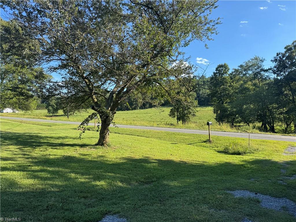 2375 Old Us Highway Ronda, NC 28670 - Photo 5 of 31
