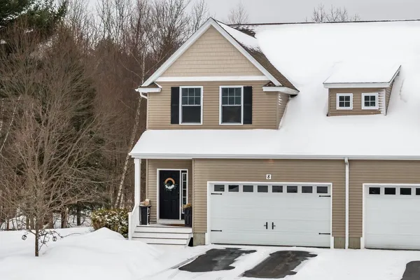 $850,000 | 8 Cider Mill Lane, Stratham, NH 03885