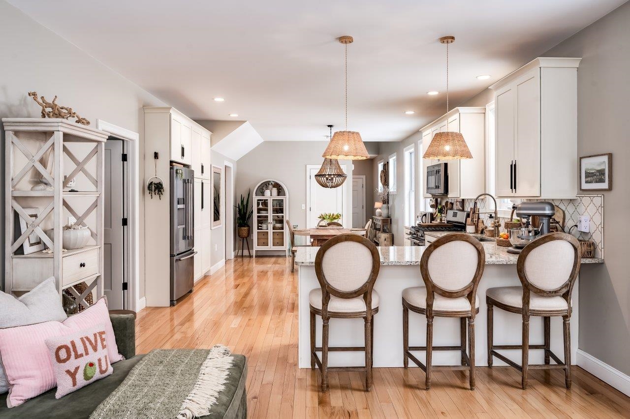 8 Cider Mill Lane Stratham, NH 03885 - Photo 7 of 50