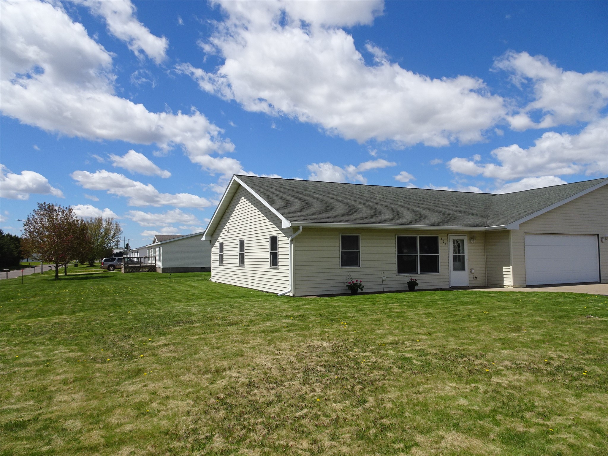 609 Washington Street Almena, WI 54805 - Photo 2 of 21
