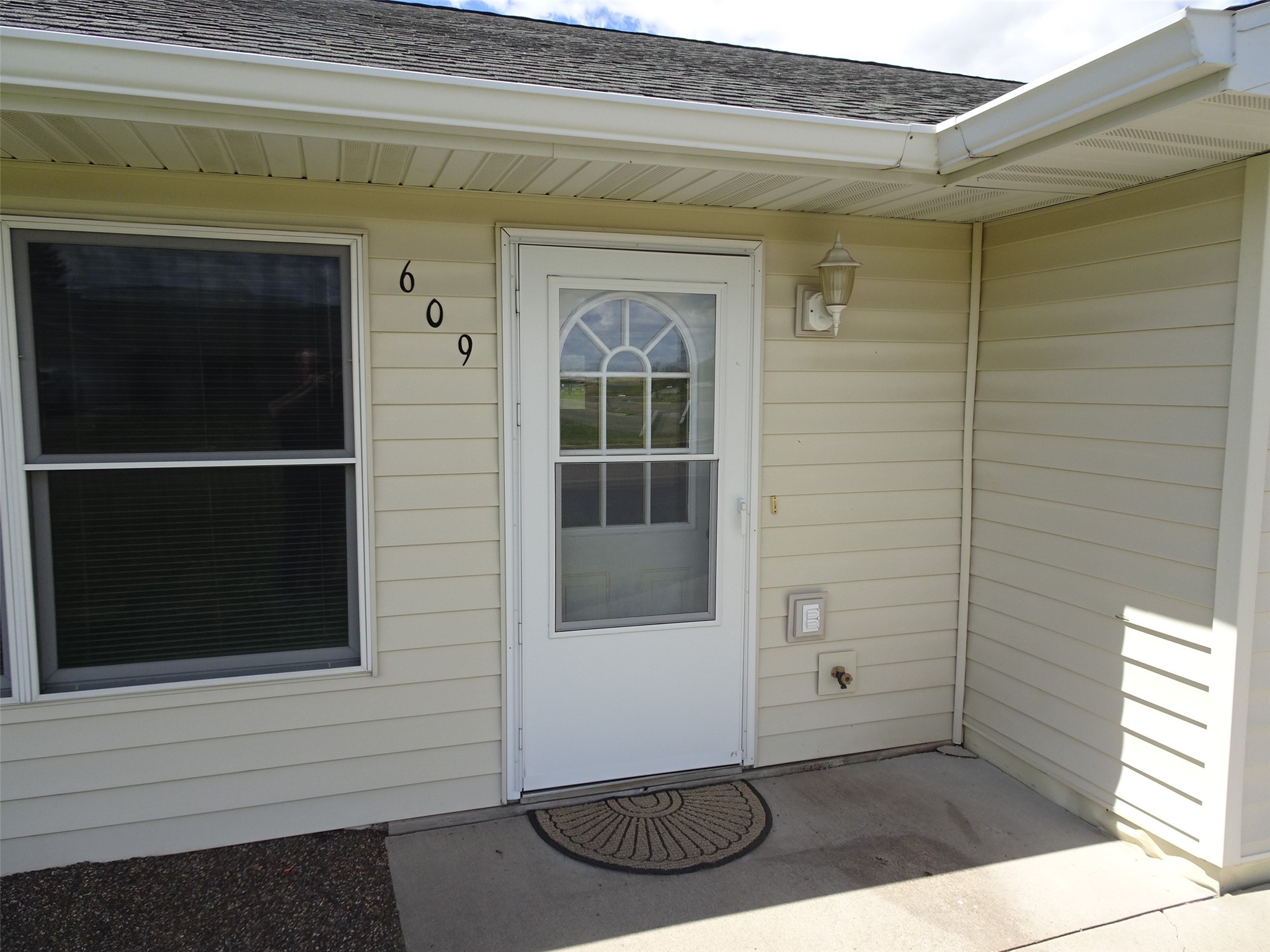 609 Washington Street Almena, WI 54805 - Photo 5 of 21