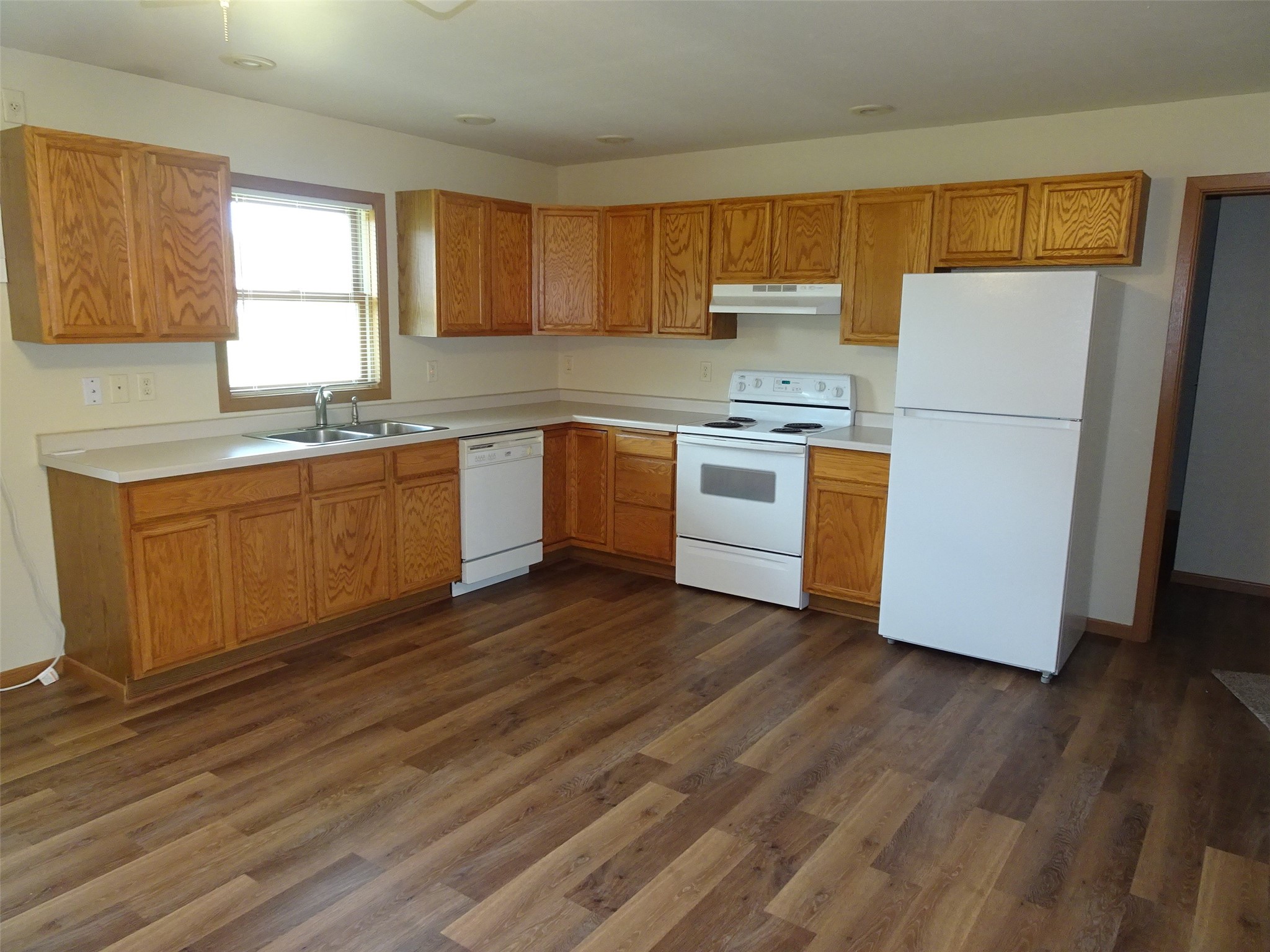 609 Washington Street Almena, WI 54805 - Photo 9 of 21