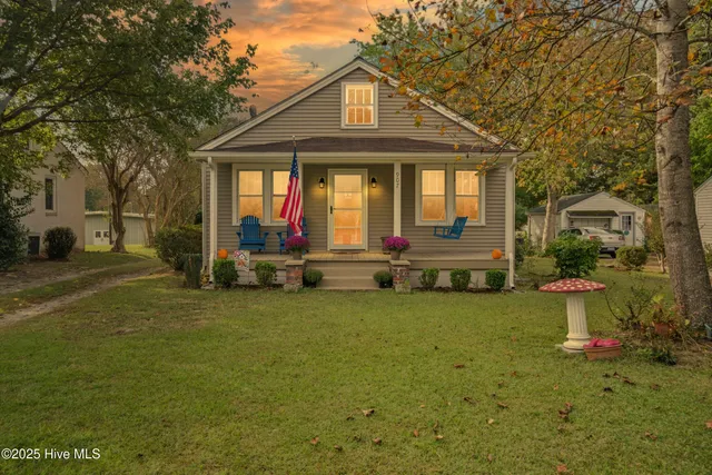 $229,000 | 907 West Queen Street, Edenton, NC 27932