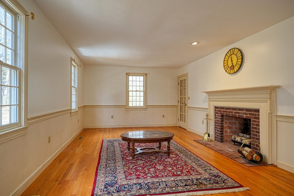81 Parmenter Road Hudson, MA 01749 - Photo 7 of 30 Gallery Image 7