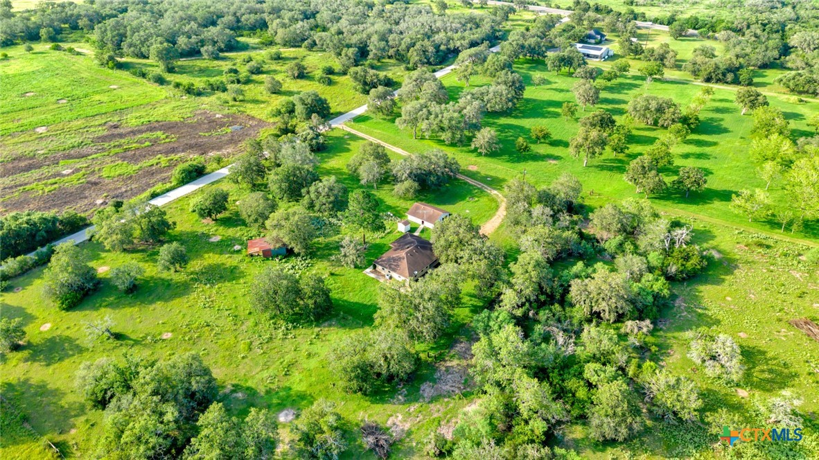 175 Albrecht Road Victoria, TX 77905 - Photo 43 of 47