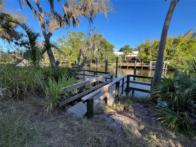 $925,000 | 4407 South Shade Avenue, Sarasota, FL 34237