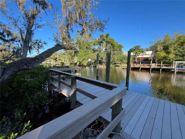 $925,000 | 4407 South Shade Avenue, Sarasota, FL 34237