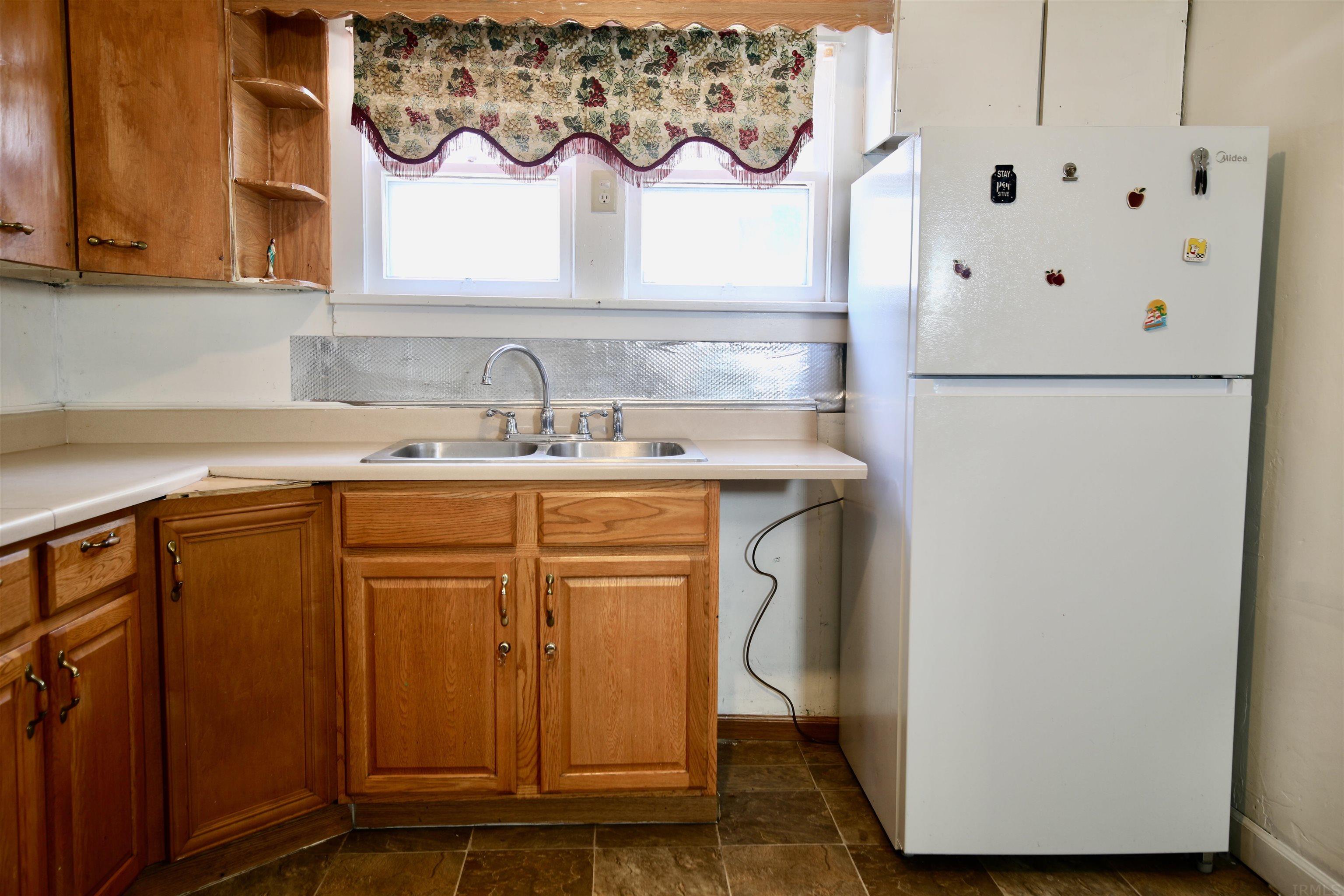 1415 South Main Street Goshen, IN 46526 - Photo 8 of 25