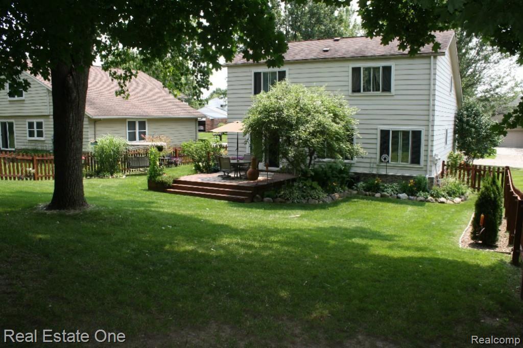 42548 Cherry Hill Road Novi, MI 48375 - Photo 29 of 35