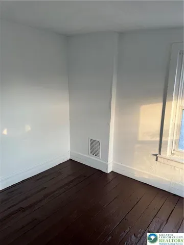 $160,000 | 112 North Poplar Street, Allentown, PA 18102