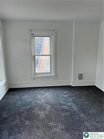 $160,000 | 112 North Poplar Street, Allentown, PA 18102