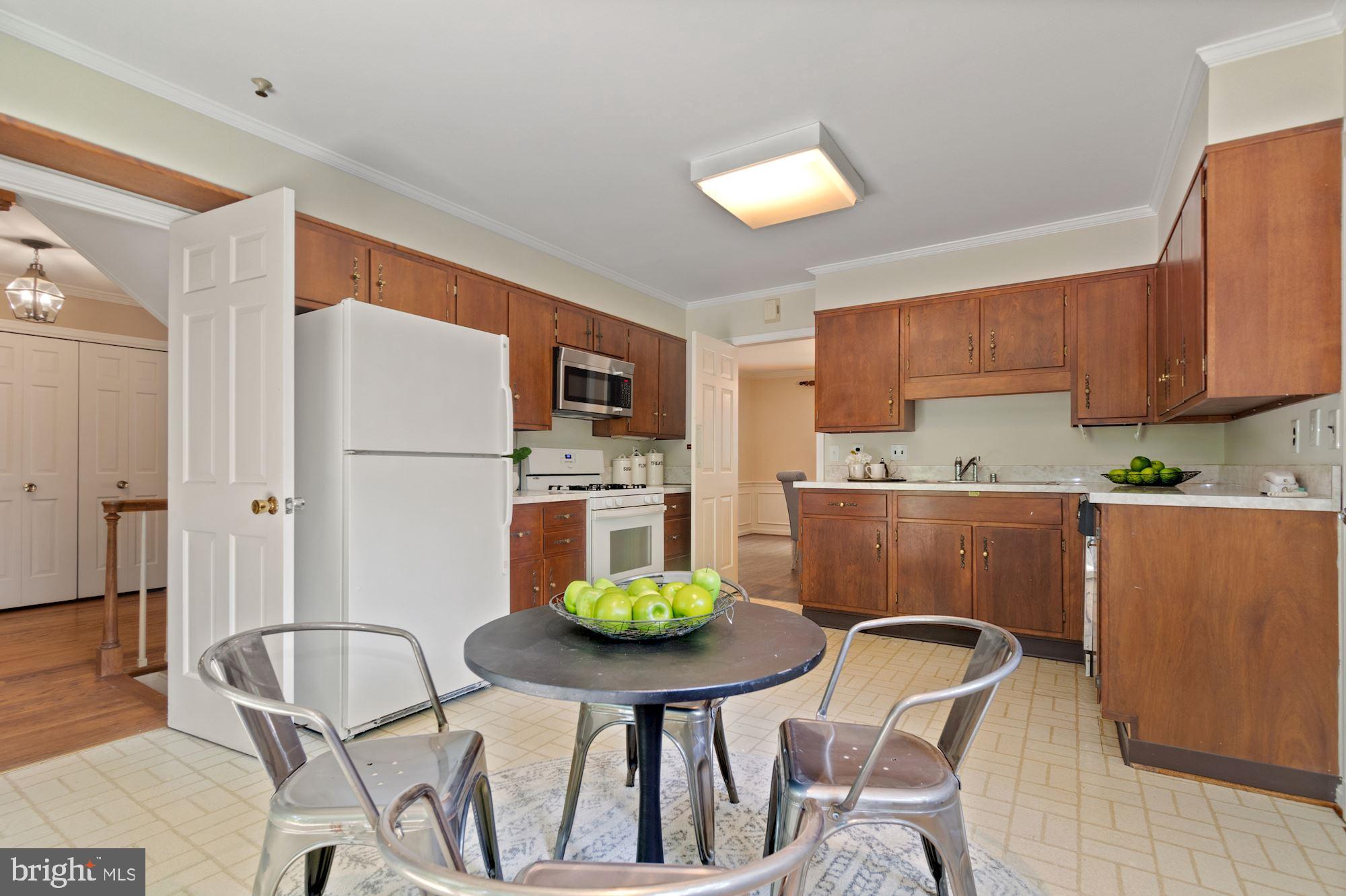 4400 Tournay Road Bethesda, MD 20816 - Photo 10 of 51 Generously sized kitchen area