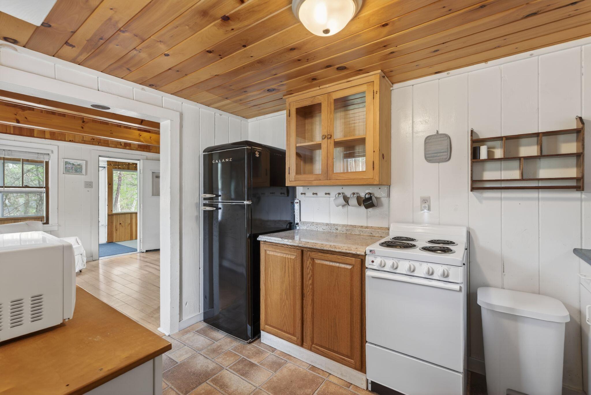 1 Gilleys Lane, Unit 5 Raymond, ME 04071 - Photo 14 of 37 35_DSC01747