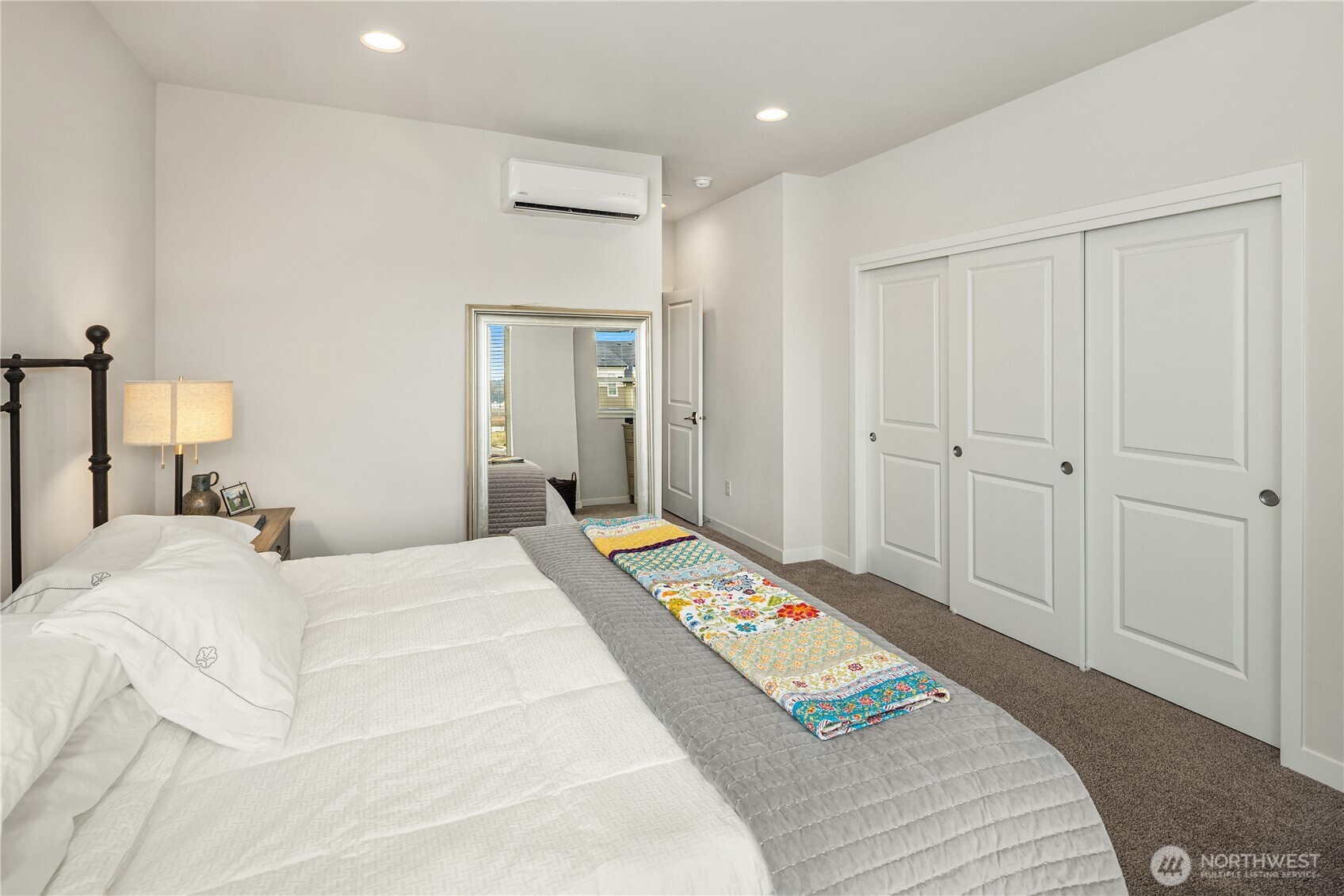 1027 6th Walk Northeast Issaquah, WA 98029 - Photo 13 of 27