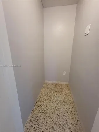 $1,690 | 200 Southeast 3rd Street, Unit 2, Dania Beach, FL 33004