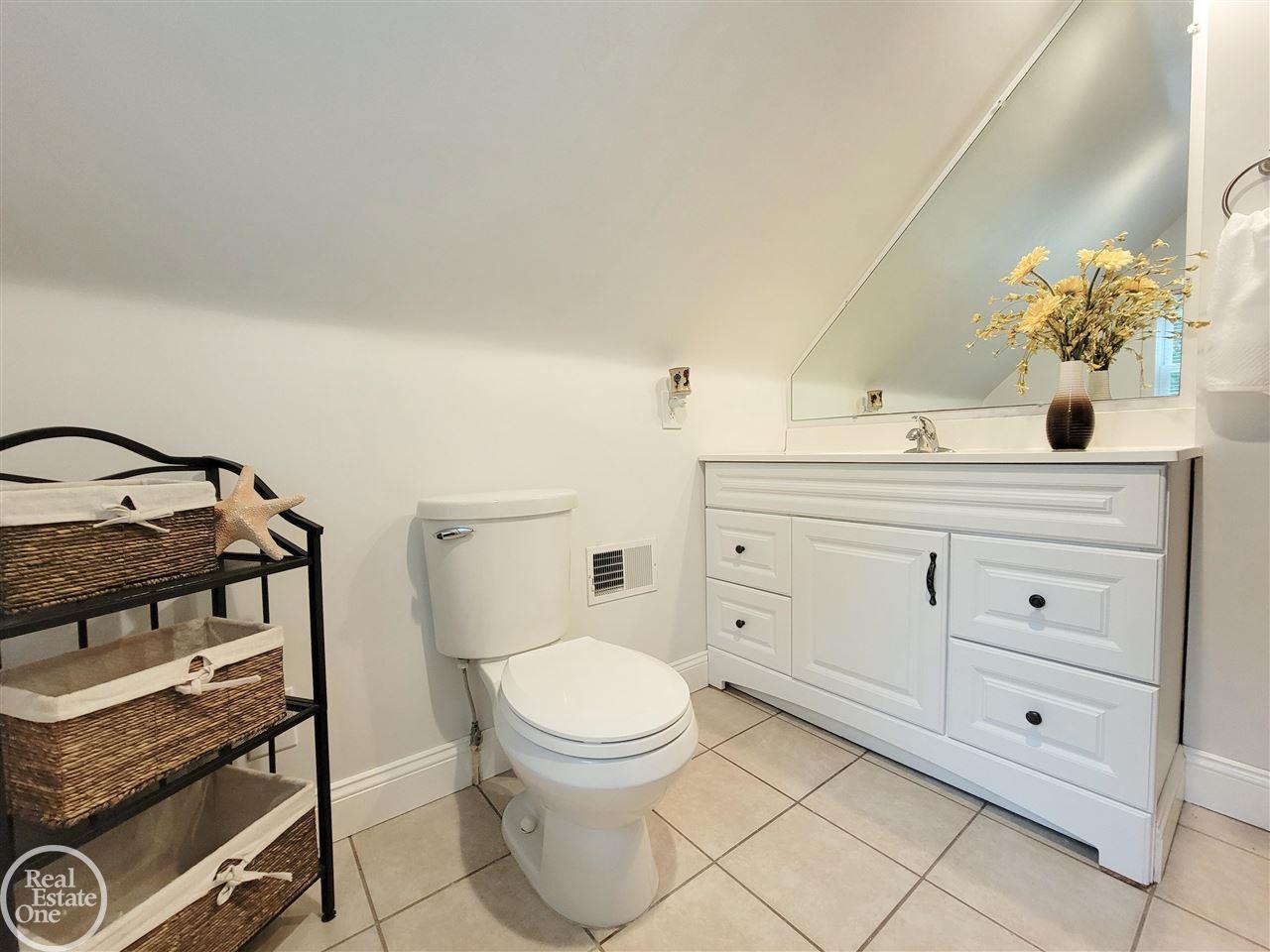 2594 Palms Road Columbus, MI 48063 - Photo 29 of 53 50082898-28.JPG