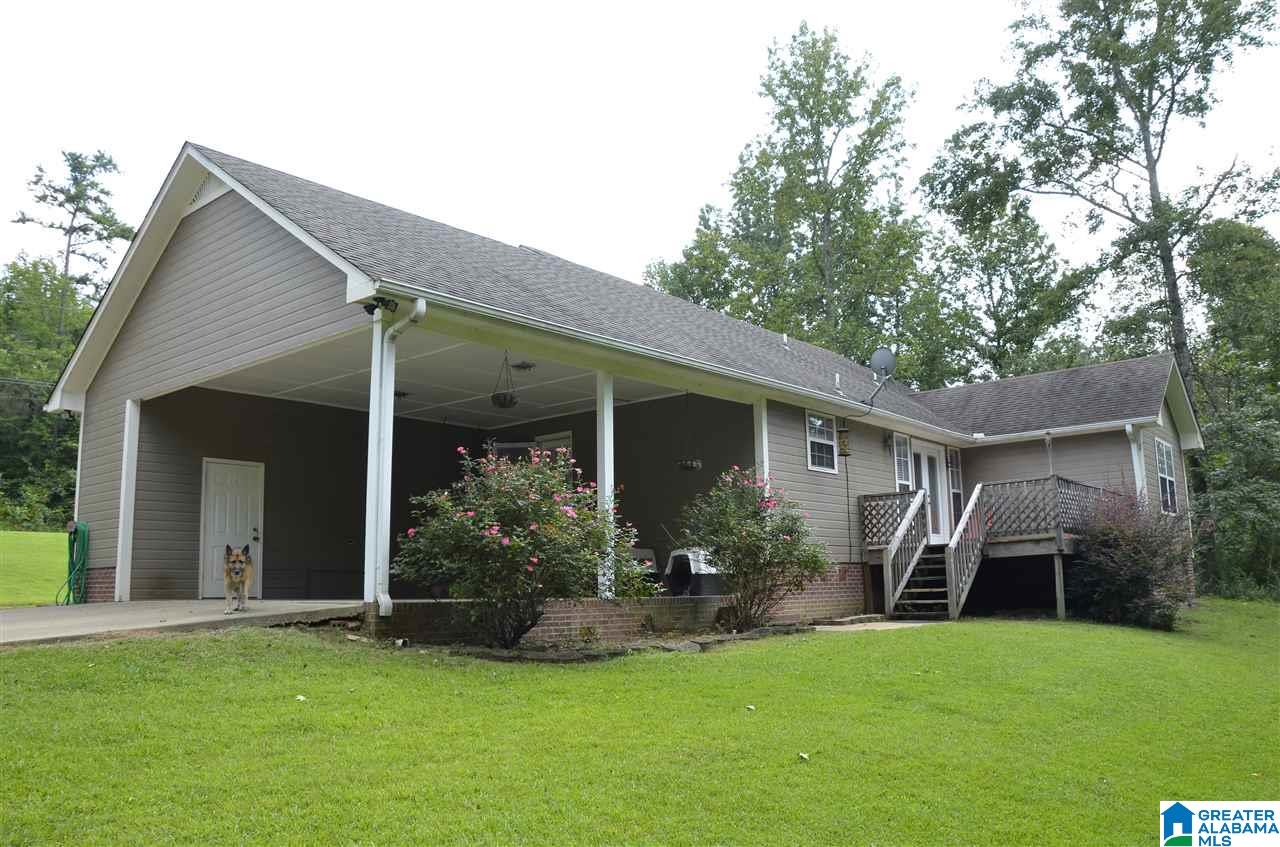 240 Lakeshore Circle Oneonta, AL 35121 - Photo 4 of 35