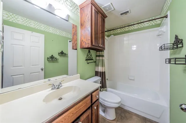 $375,000 | 2020 Canterbury Drive, Bedford, TX 76021