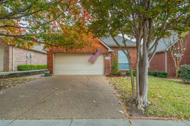 $375,000 | 2020 Canterbury Drive, Bedford, TX 76021