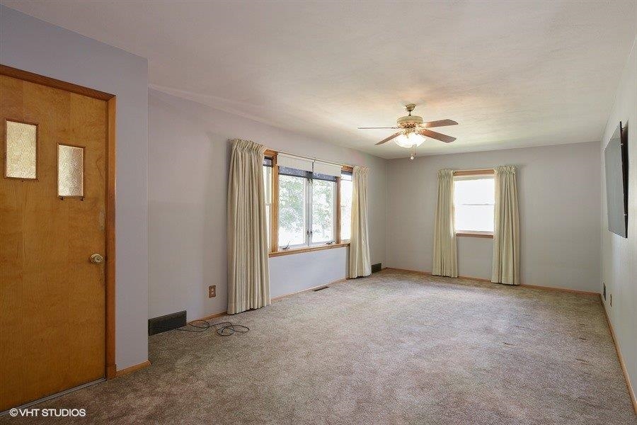 409 North Indiana Street Griffith, IN 46319 - Photo 2 of 10 900x600
