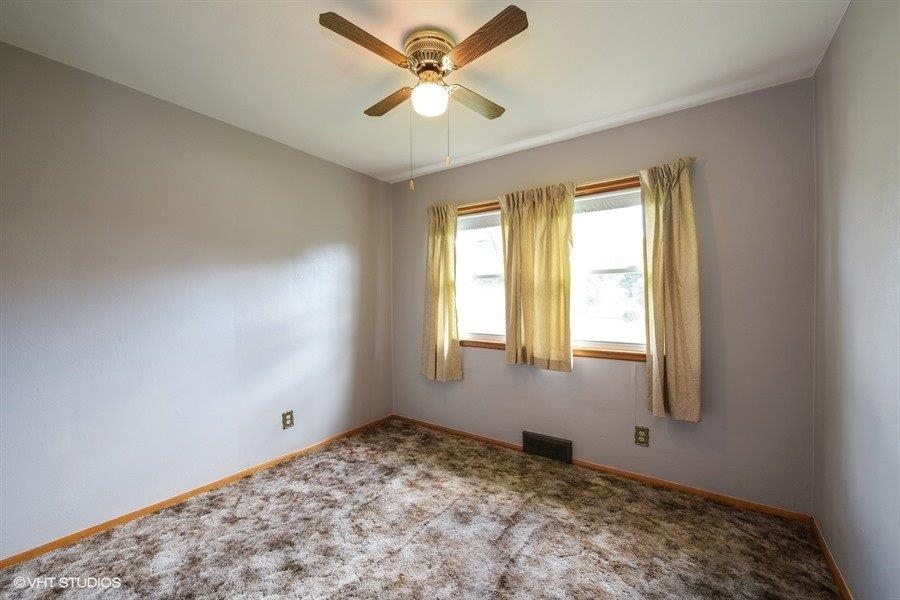 409 North Indiana Street Griffith, IN 46319 - Photo 7 of 10 900x600